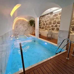 *** Pensión Bemyguest - Loft Jardim Maes Charming Portugal